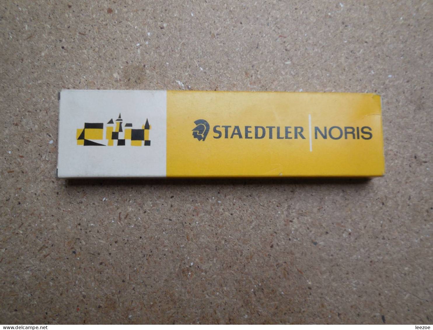 BOITE CRAYONS STAEDTLER NORIS GERMANY N° 125-2.PENCILS RED .RARE......N5 - Stylos