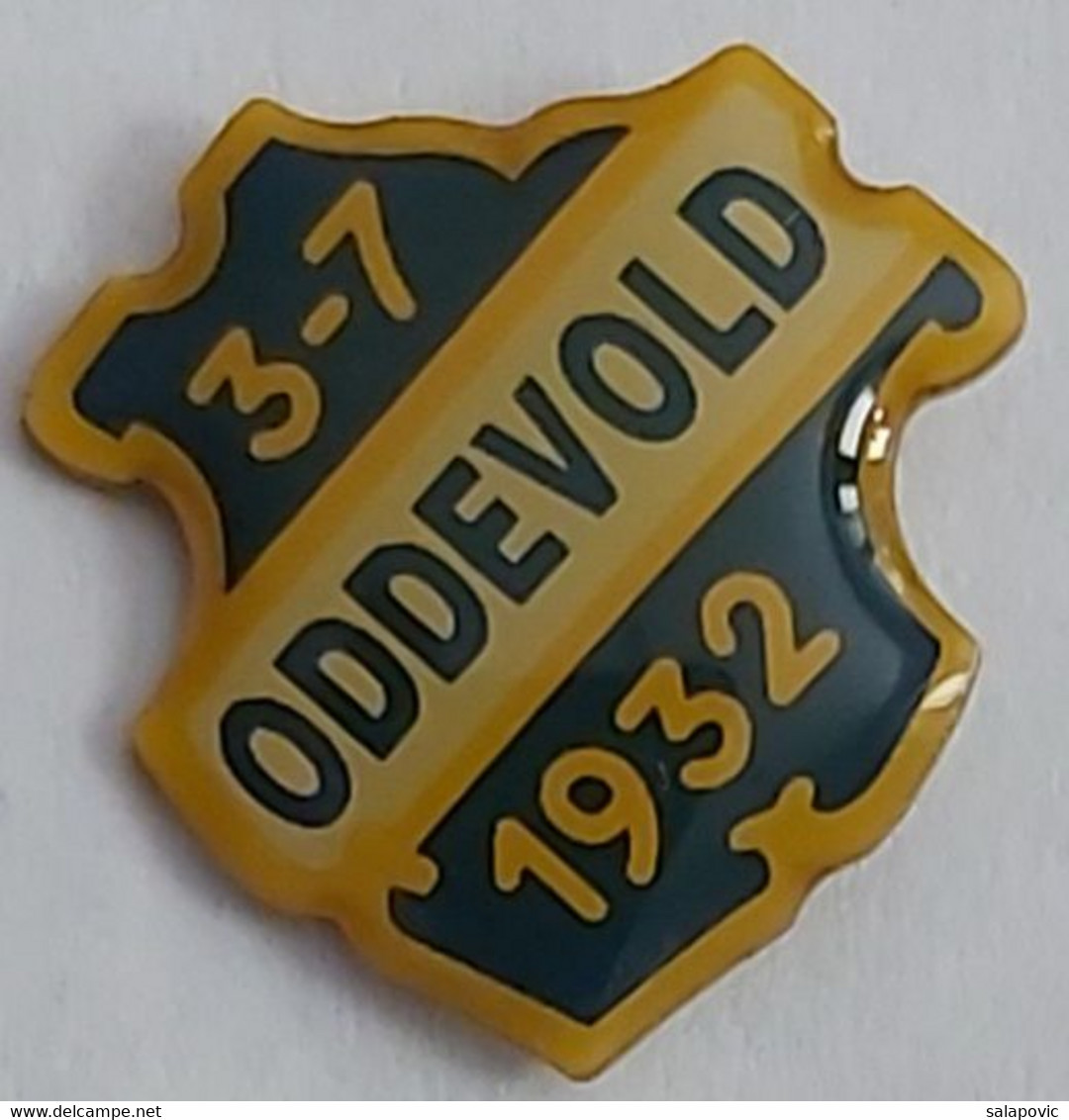 IK Oddevold Sweden Football Soccer Club Fussball Calcio Futbol Futebol  PINS A4/7 - Football