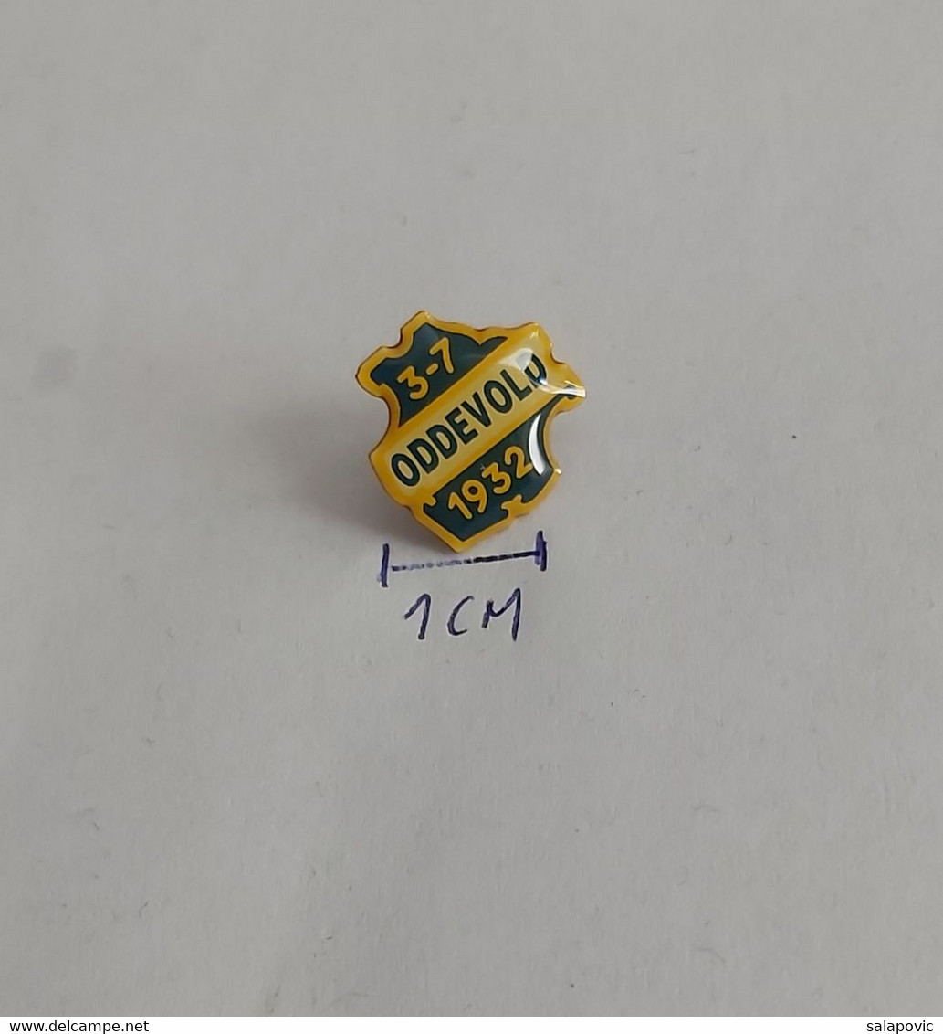 IK Oddevold Sweden Football Soccer Club Fussball Calcio Futbol Futebol  PINS A4/7 - Football