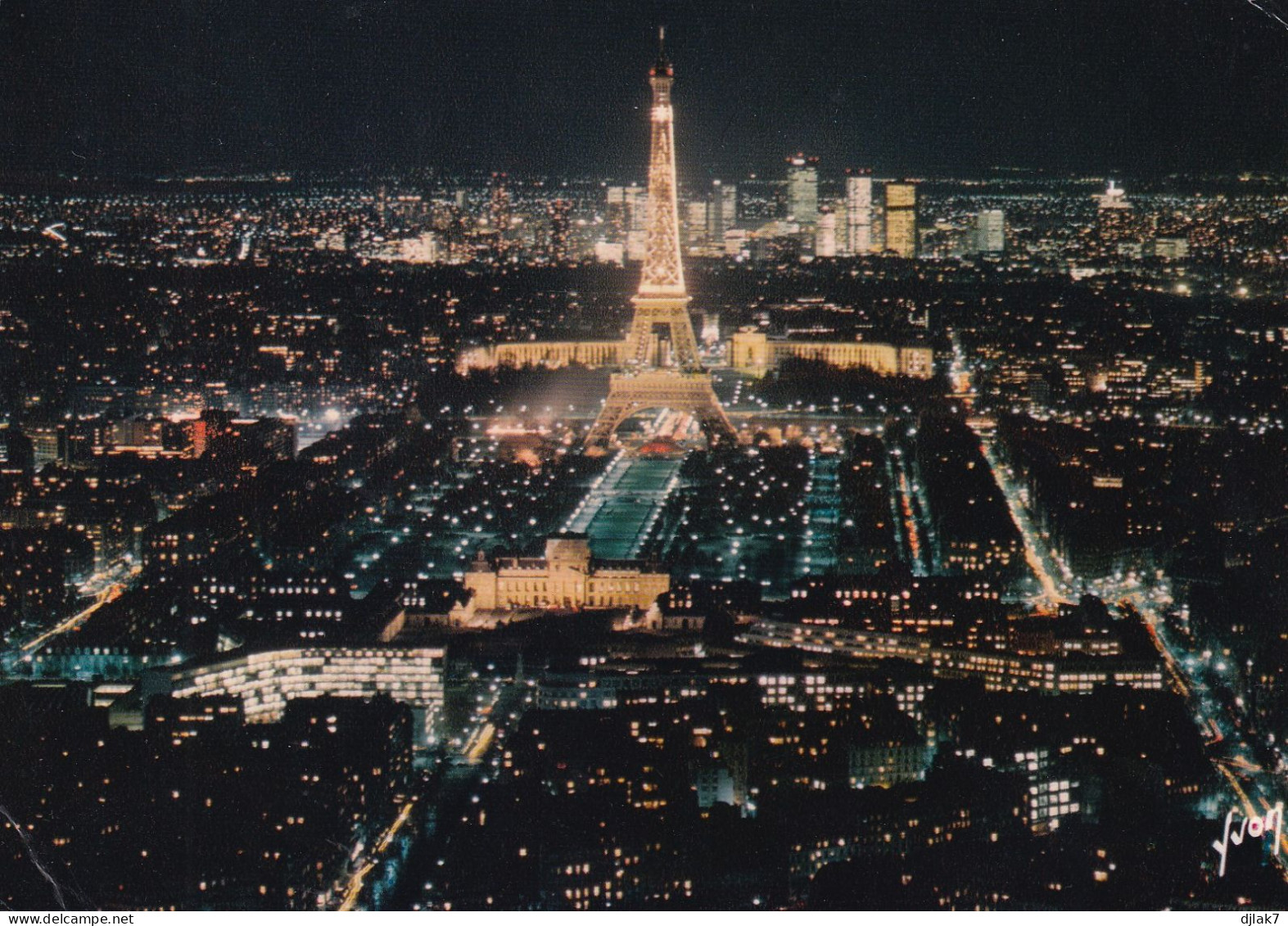 75 Paris La Nuit Panorama Sur L'Ecole Militaire Le Champ De Mars La Tour Eiffel Et Le Palais De Chaillot - París La Noche
