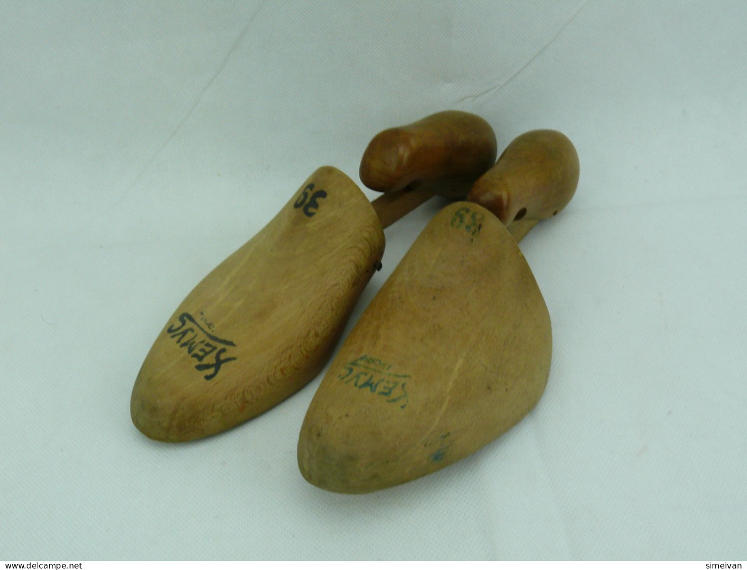 VINTAGE PAIR HEMUS SHOE STRETCHERS OR TREE SHOEMASTER SIZE 39 #2312 - Autres & Non Classés