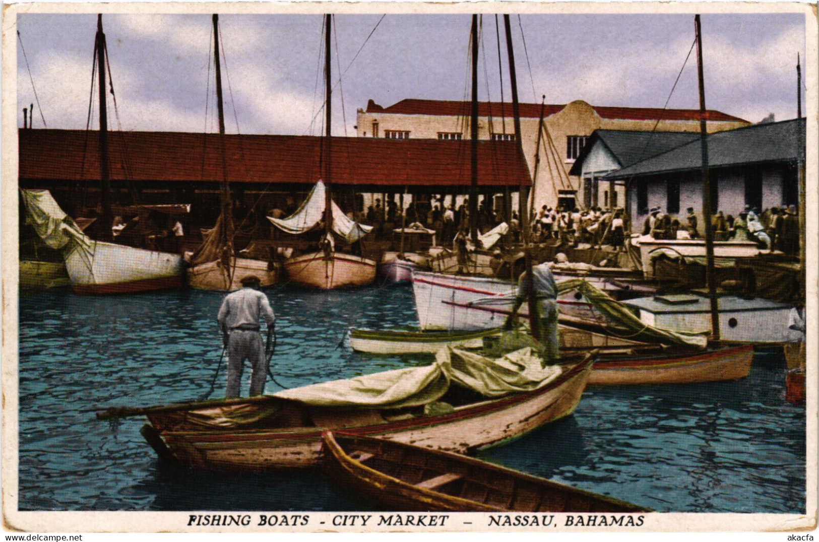 PC BAHAMAS CARIBBEAN NASSAU CITY MARKET FISHING BOATS Vintage Postcard (b52227) - Bahamas