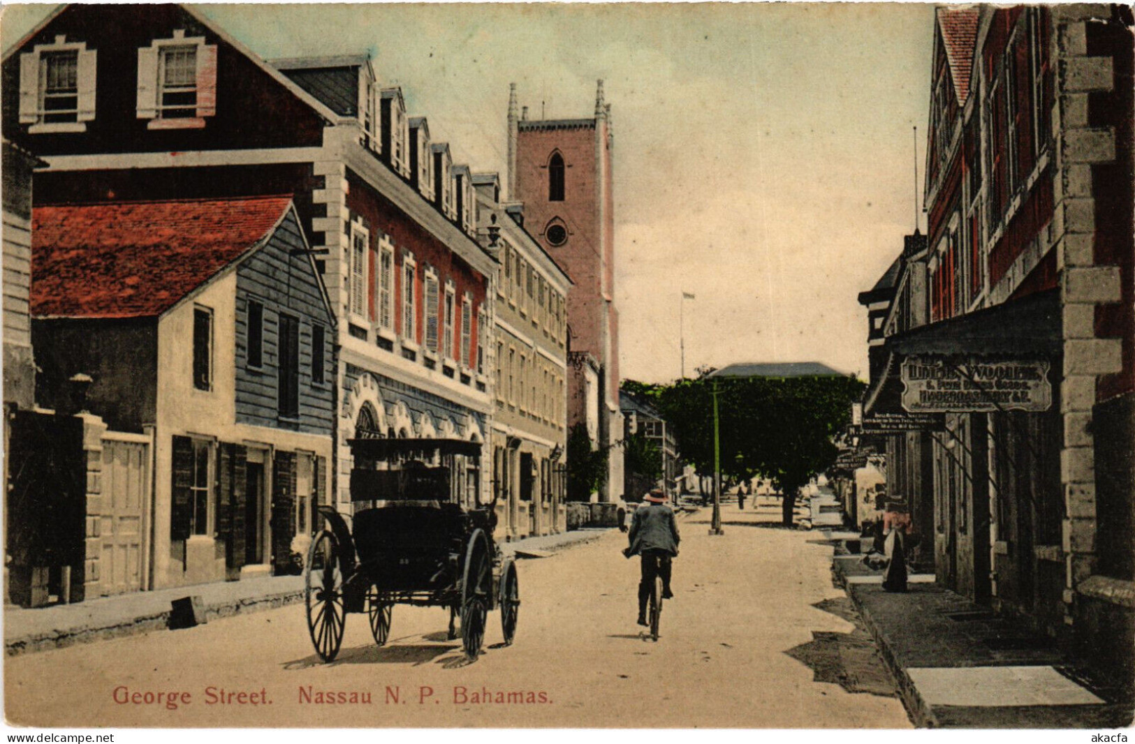 PC BAHAMAS CARIBBEAN NASSAU GEORGE STREET Vintage Postcard (b52205) - Bahamas