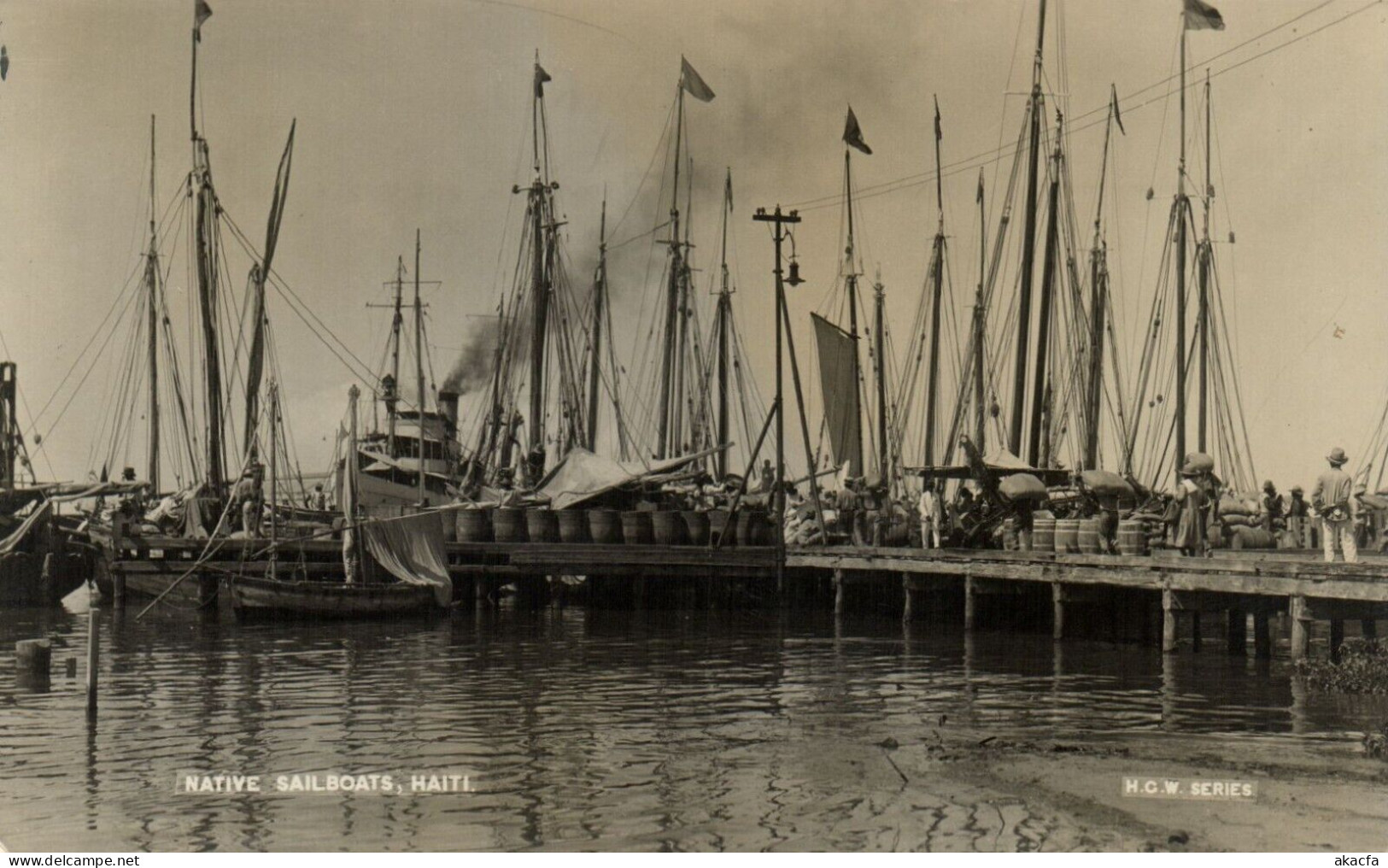 PC HAITI CARIBBEAN NATIVE SAILBOATS Vintage Photo Postcard (b52081) - Haiti