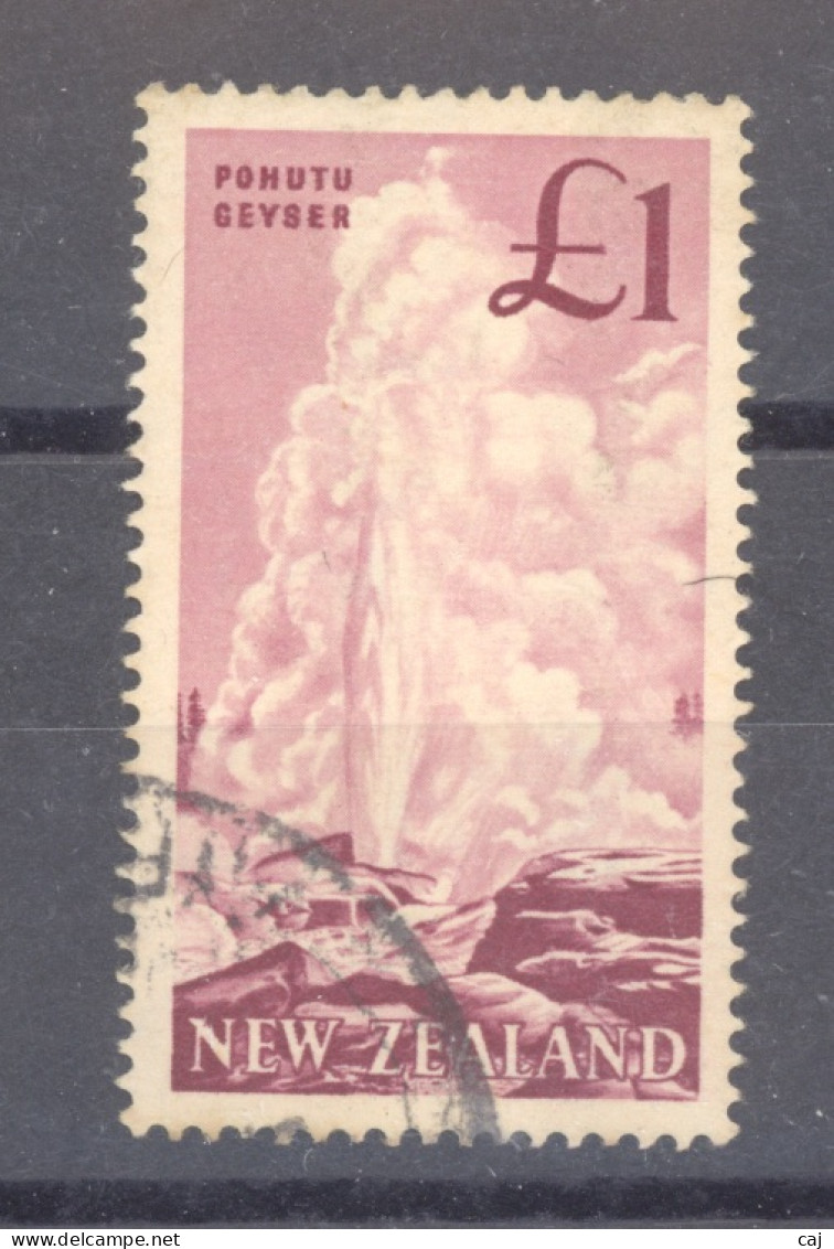 Nouvelle Zélande  :  Yv  401  (o) - Used Stamps