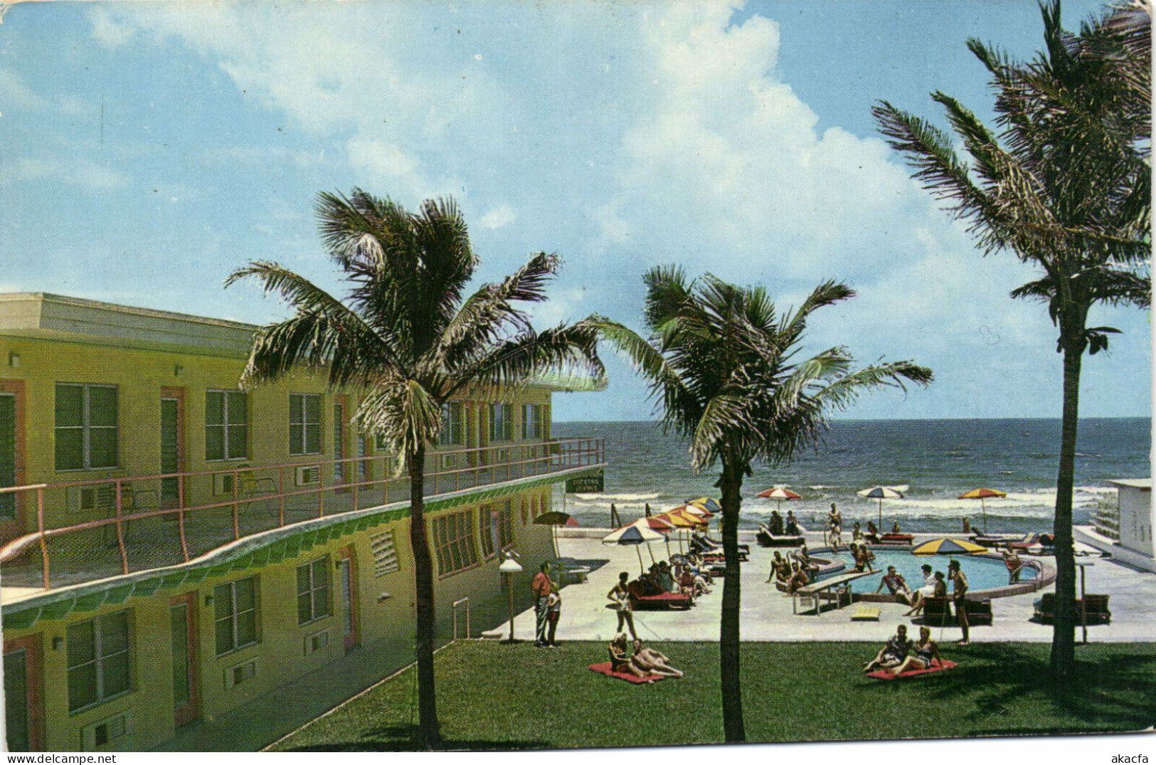 PC US,WHISPERING PALMS RESORT, MIAMI BEACH, FLORIDA, MODERN Postcard (b52386) - Miami Beach