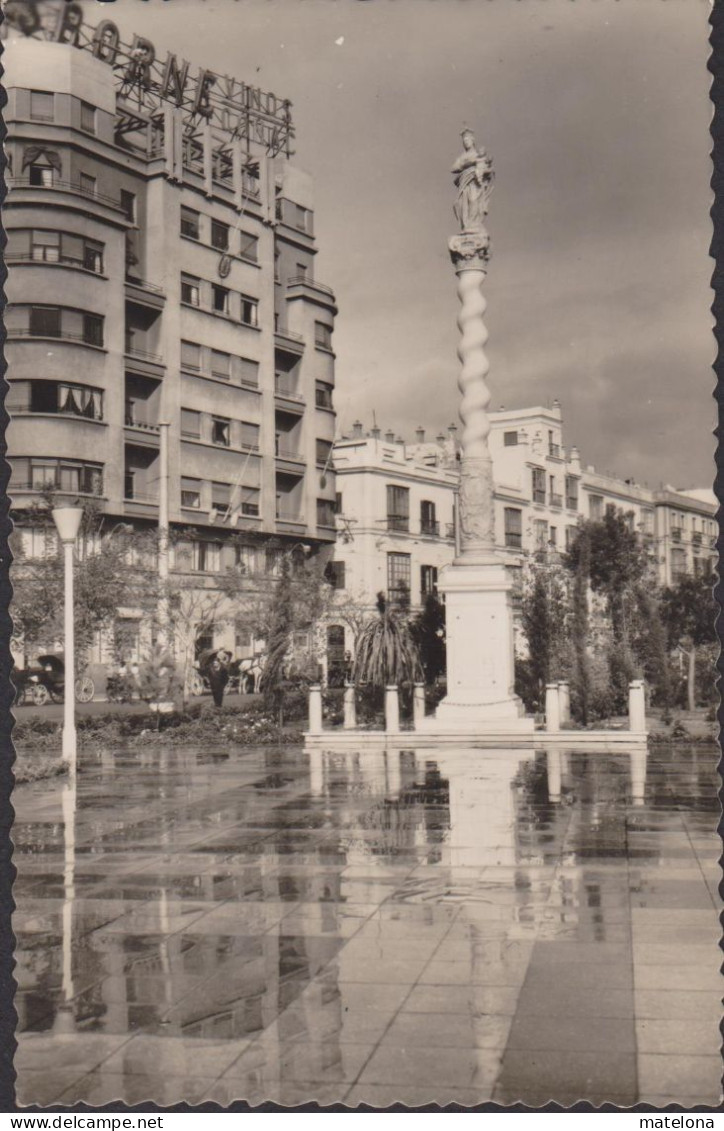 ESPAGNE ANDALUCIA CADIX AVDA DE RAMON CARRANZA MONUMENTO A LA VIRGEN DEL CARMEN - Cádiz