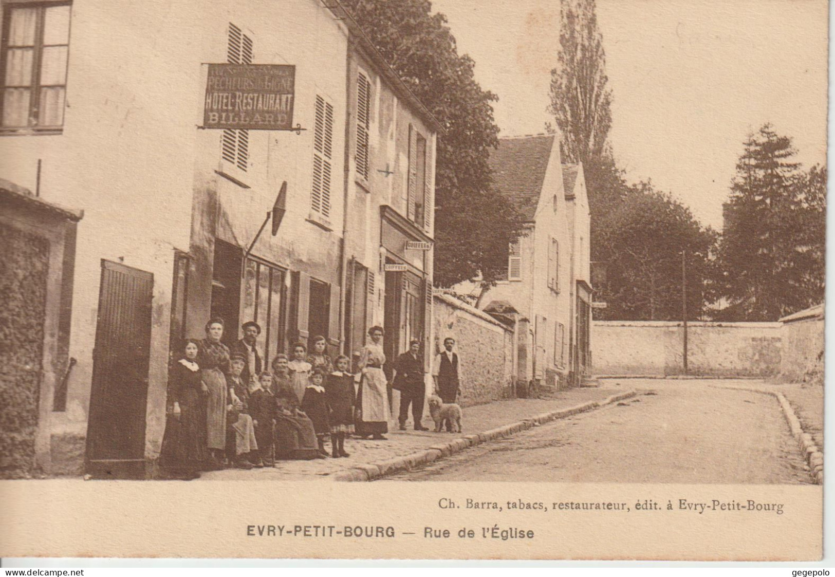 EVRY-PETIT-BOURG  - Rue De L'Eglise - Evry