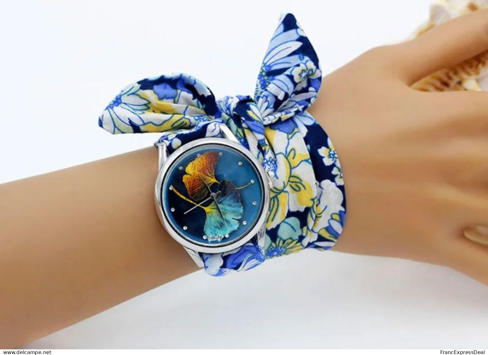 Montre à Quartz NEUVE Bracelet Foulard Watch - Trèfles - Watches: Modern