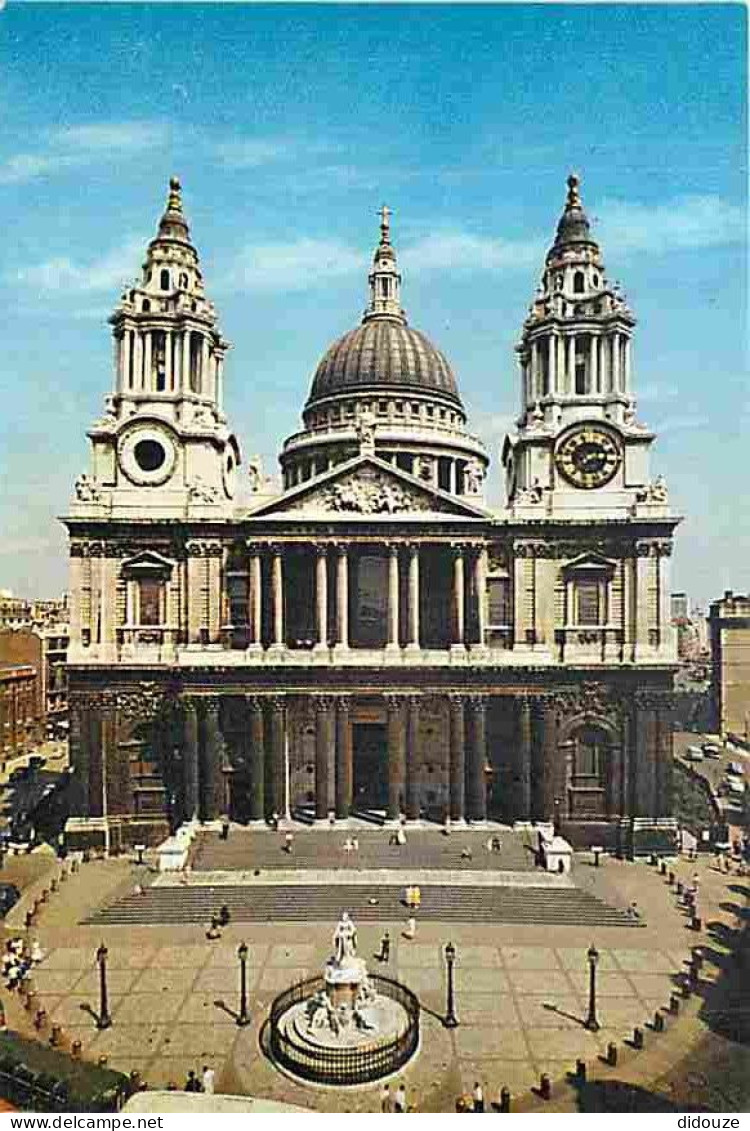 Royaume Uni - Londres - The West Front - St Paul's Cathedral - CPM - UK - Voir Scans Recto-Verso - St. Paul's Cathedral