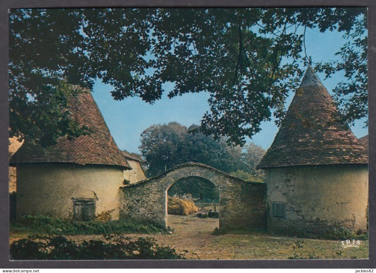 123142/ LIMOUSIN, Vieille Entrée De Ferme - Limousin