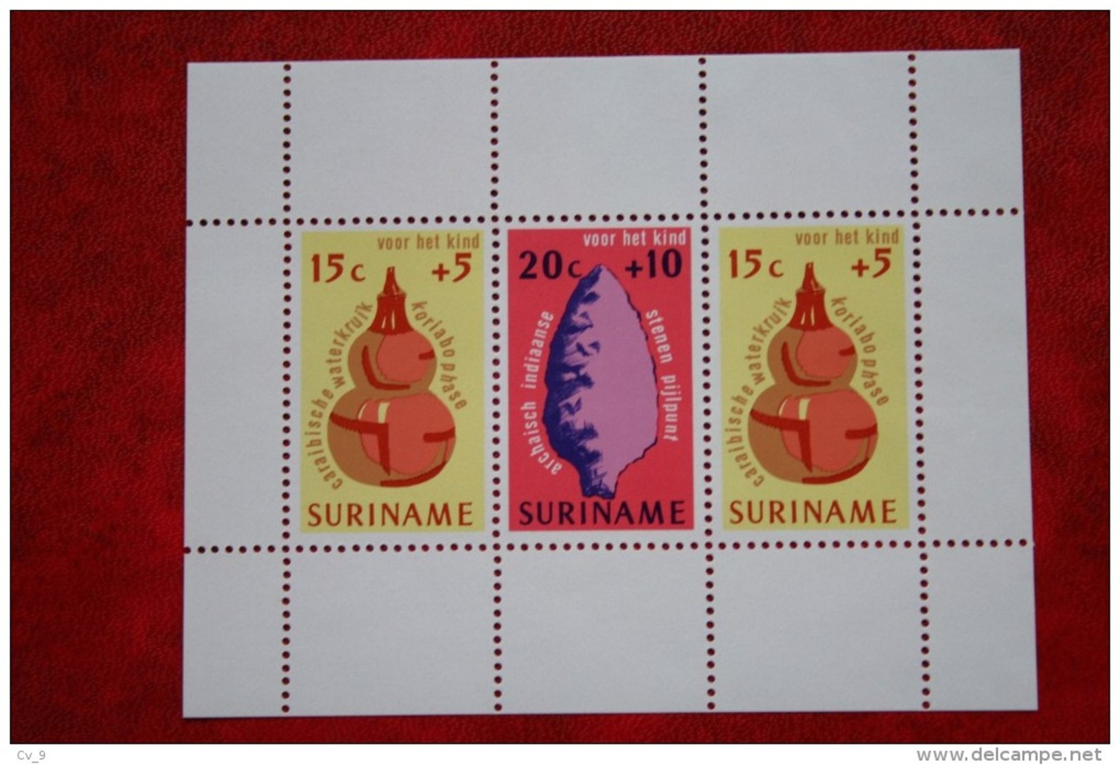 Blok Kinderzegels ; NVPH Nr: 653 Mi Block 15 ; 1975 MNH / Postfris SURINAME / SURINAM - Surinam ... - 1975
