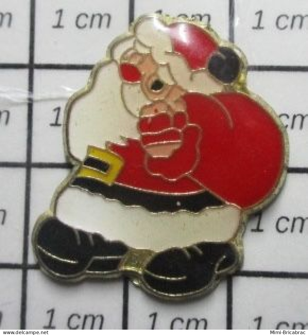 615D Pin's Pins / Beau Et Rare / NOEL / PERE NOEL QUI NE CONNAIT PAS "COMME J'AIME" - Christmas