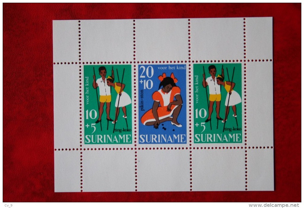 Blok Kinderzegels; NVPH Nr: 489 Mi Block 7 ; 1967 MNH / Postfris SURINAME / SURINAM - Surinam ... - 1975