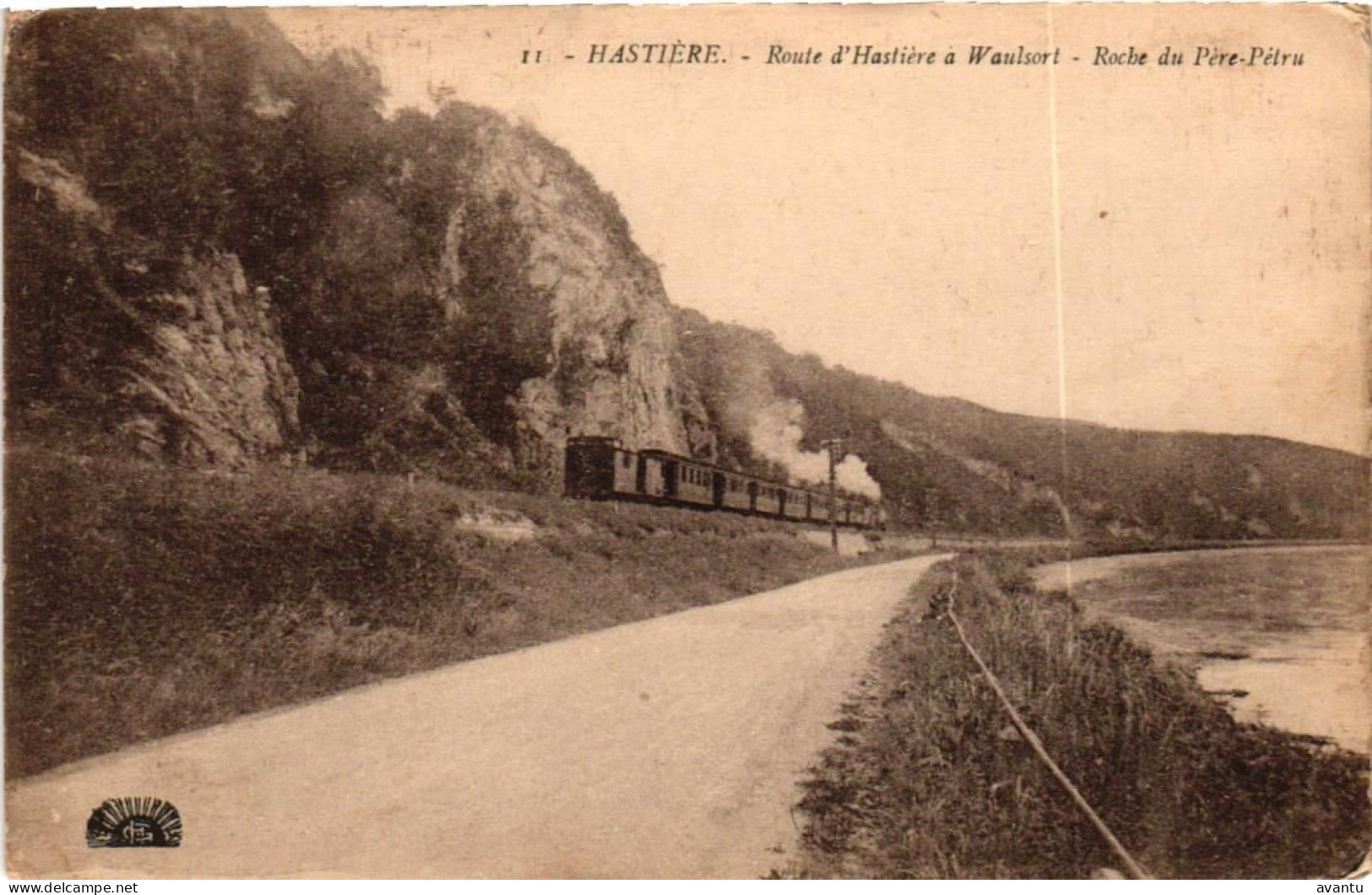 HASTIERE / ROUTE DE WAULSORT / TRAIN - Hastière