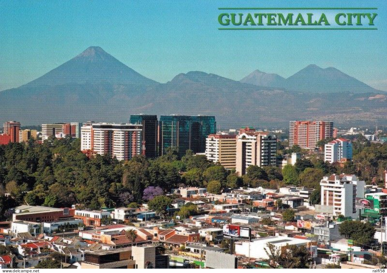 1 AK Guatemala * Blick Auf Die Hauptstadt Guatemala City - Luftbildaufnahme * - Guatemala