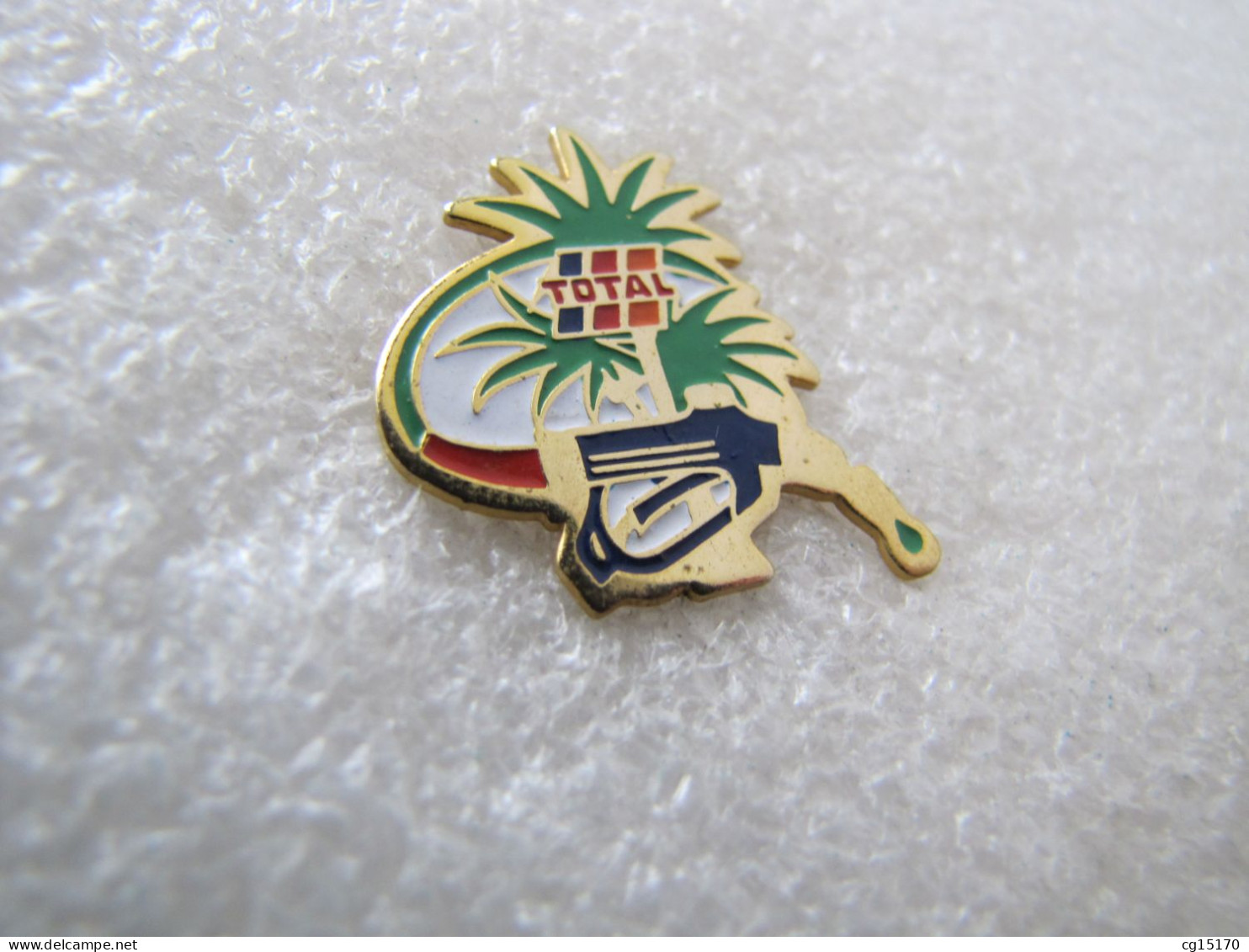 RARE  PIN'S    TOTAL - Brandstoffen