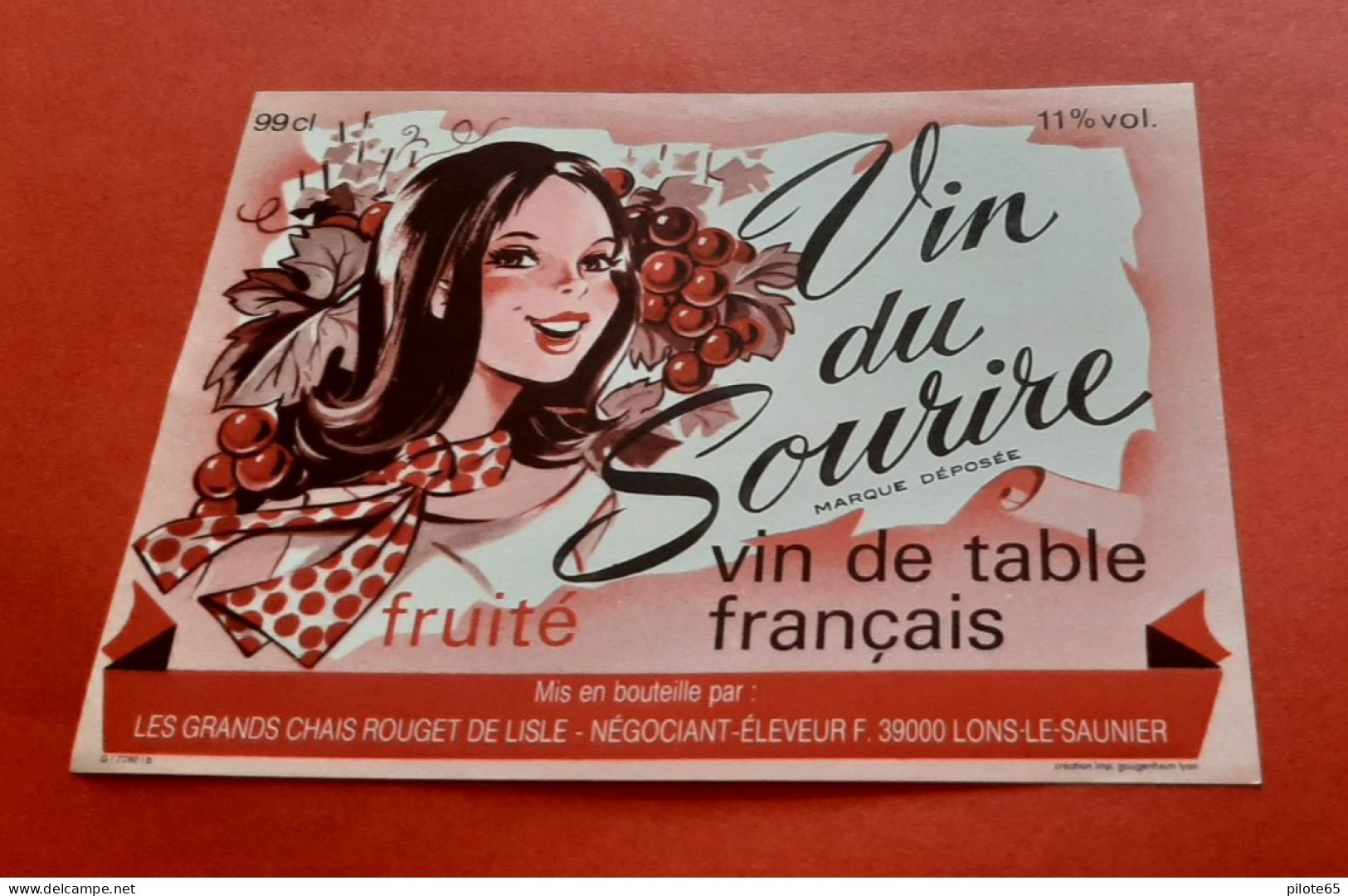 ETIQUETTE NEUVE / THEME JEUNE FILLE / FEMME / VIN DU SOURIRE / LES GRANDS CHAIS ROUGET DE LISLE - Red Wines