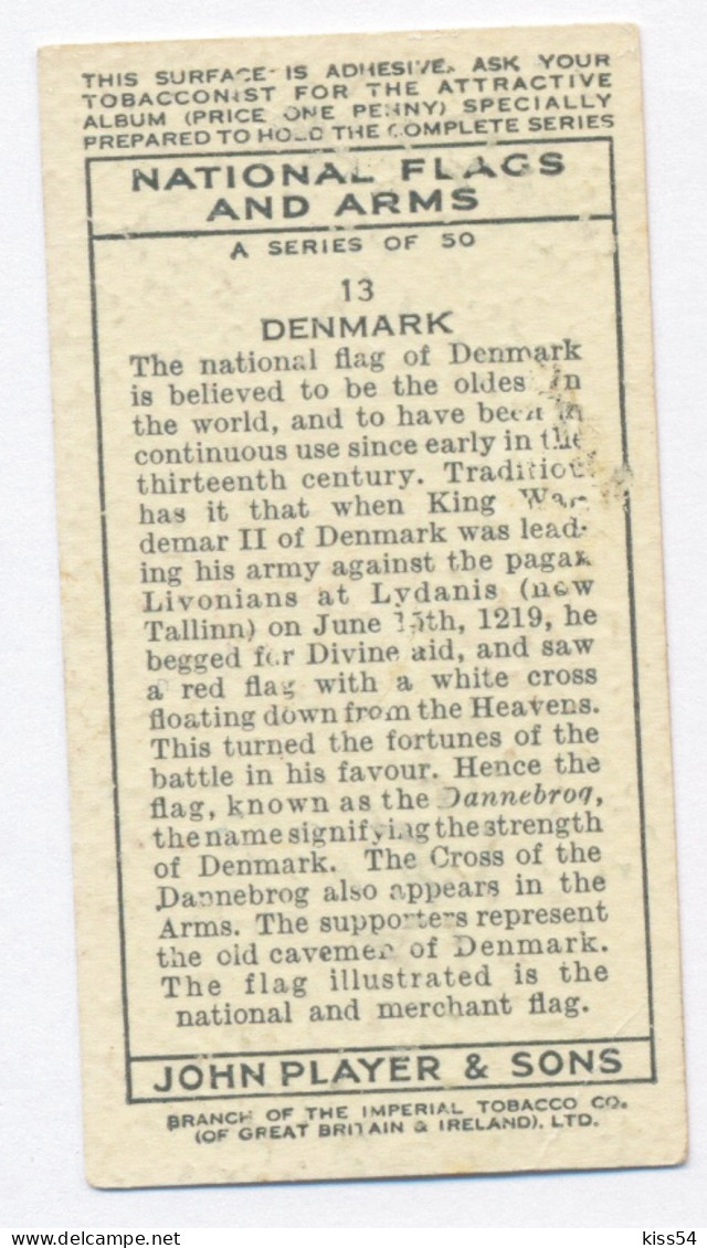 FL 17 - 13-a DENMARK National Flag & Emblem, Imperial Tabacco - 67/36 Mm - Objets Publicitaires