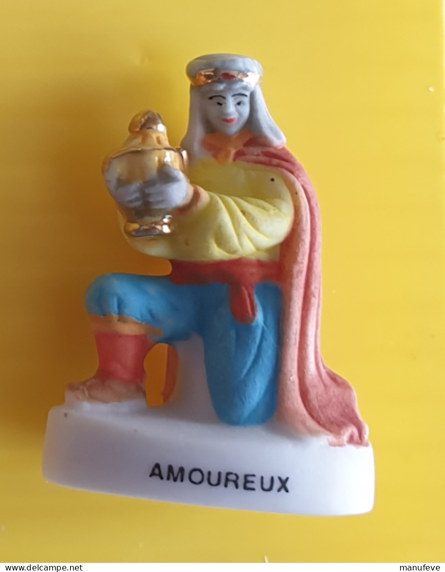 Fève  - Santon De  Crèche  - Amoureux  - Roi Mage Filet Or - Santons