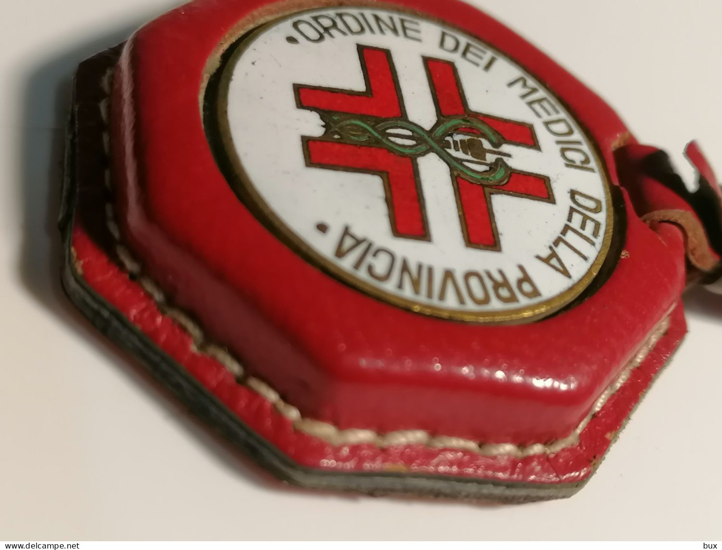 CROCE ROSSA PORCELLANATA ORDINE DEI MEDICI DELLA PROVINCIA SINPHARMA MILANO   PUBBLICITA PORTACHIAVI   PORTE-CLEFS - Croix-Rouge