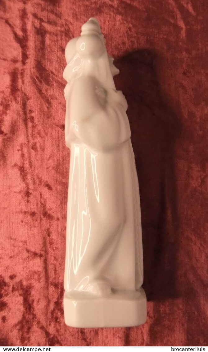 FIGURA DE SANTIAGO APOSTOL DE PORCELANA - Religiöse Kunst