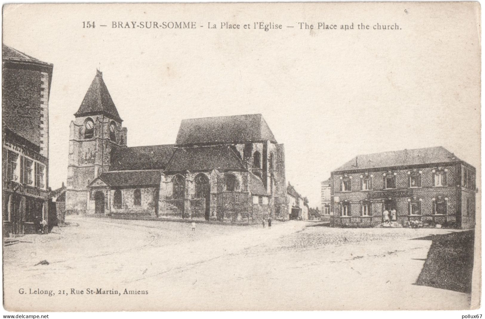 CPA DE BRAY-SUR-SOMME  (SOMME)  LA PLACE ET L'ÉGLISE - Bray Sur Somme