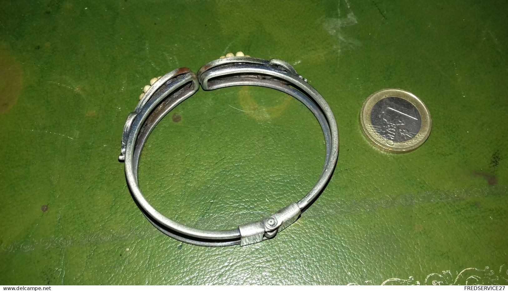 B15/ JOLIE BRACELET METAL ET PIERRE - Armbänder