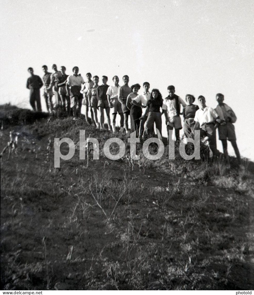 20 NEGATIVES SET 1942 BOYS GIRLS MAN WOMAN FEMME BABY PORTUGAL AMATEUR 60mm NEGATIVE NOT PHOTO FOTO - Non Classificati