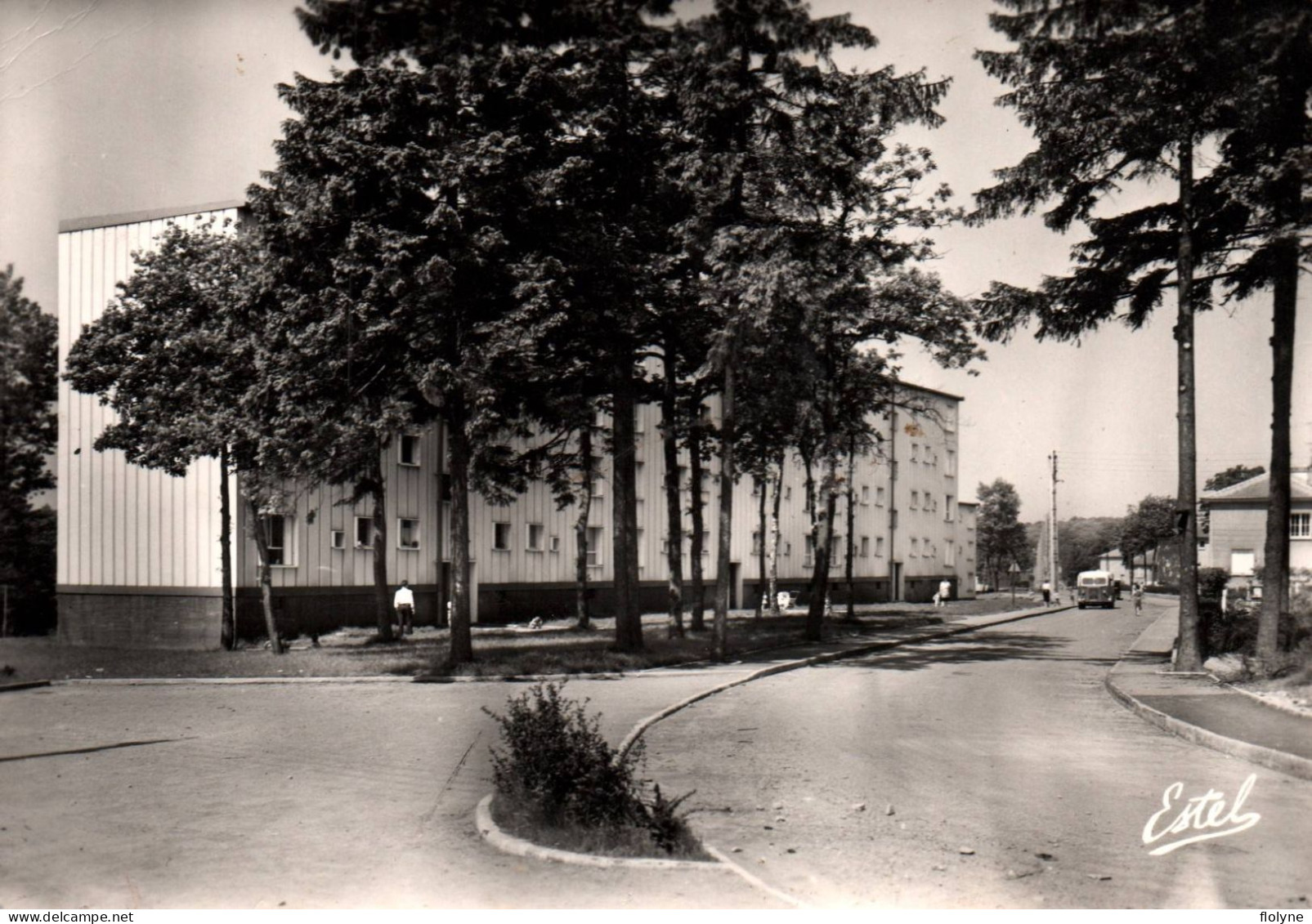 St Nicolas En Forêt - Boulevard De La Tour Neuve - Hlm Cité Quartier - Autres & Non Classés