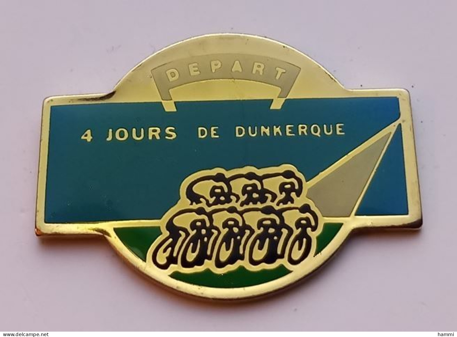 A222 Pin's VÉLO CYCLISME Départ 4 Jours DUNKERQUE NORD Achat Immédiat - Cycling