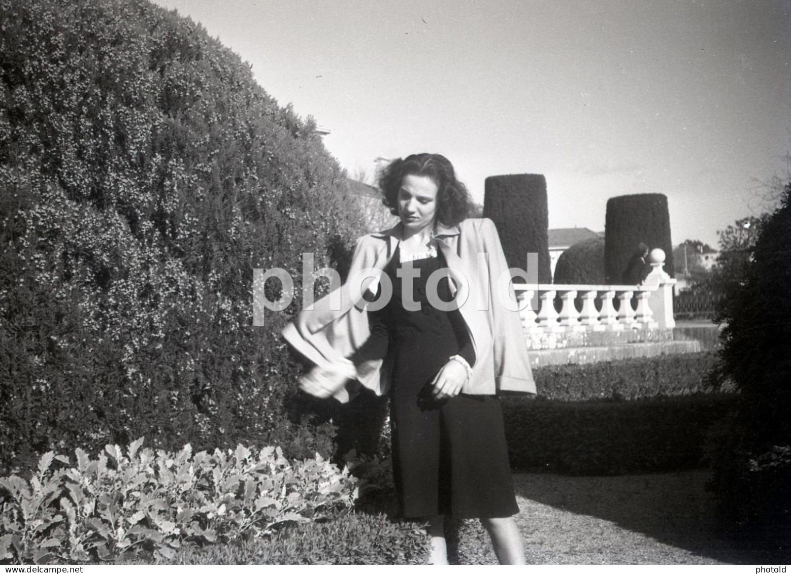 20 NEGATIVES SET 1953 WOMAN FEMME BOY GIRL PORTUGAL AMATEUR 60mm NEGATIVE NOT PHOTO FOTO