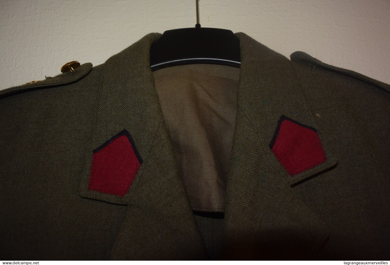 C78 Veste Militaire ABL Militaria Homme 1968 Avec Médaille - Uniformes