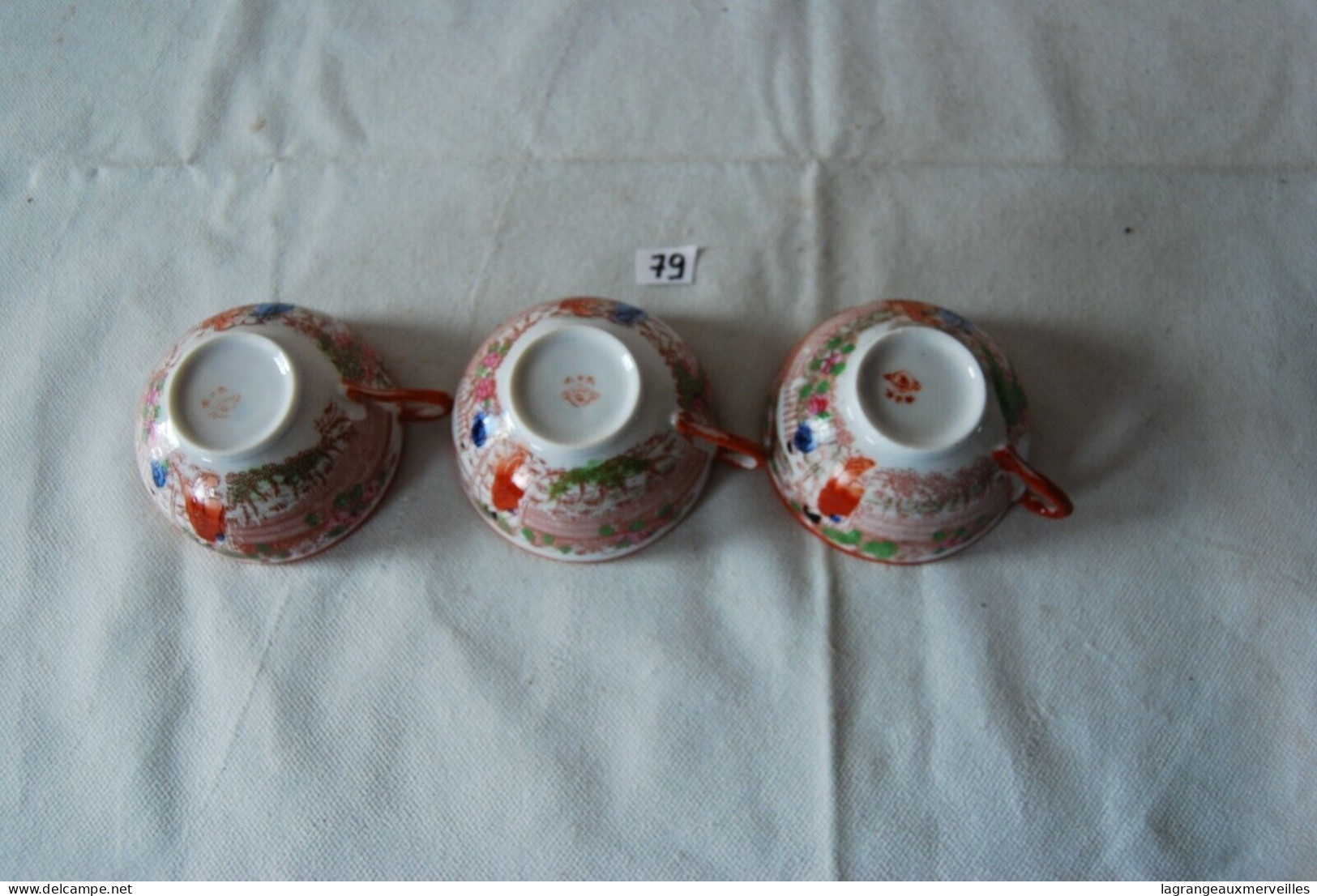 C79 3 Anciennes Tasses Asiatiques - Asian - Kopjes