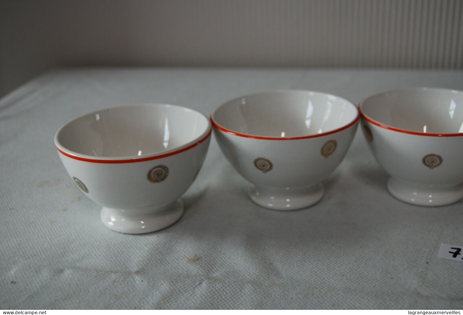 C79 6 Tasses Vintage - Maestricht Holland - Tasses