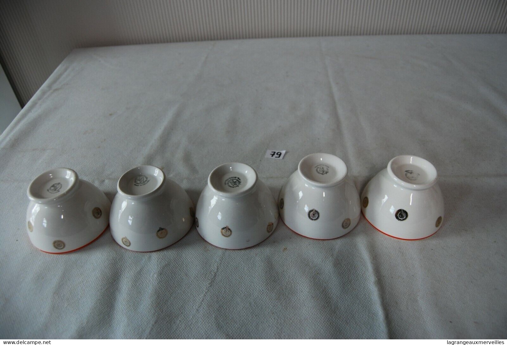 C79 6 Tasses Vintage - Maestricht Holland - Cups