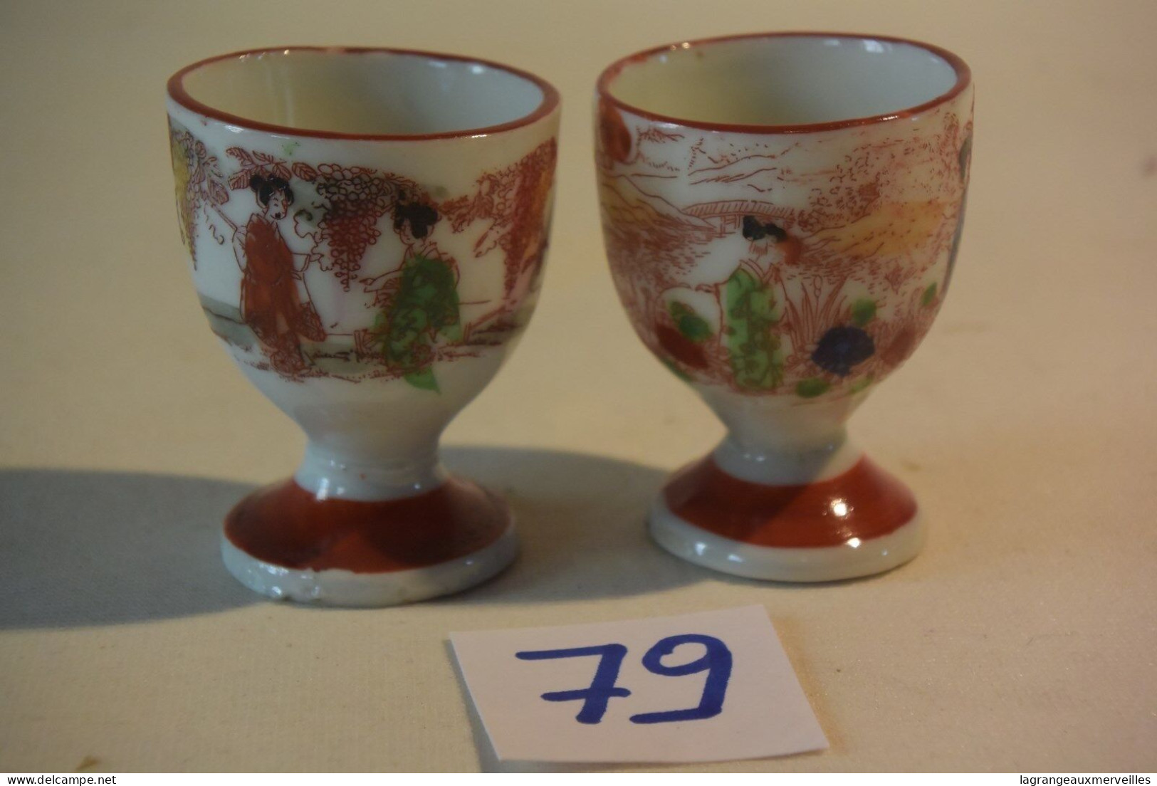 C79 2 Très Anciens Coquetiers Asiatique Poinçonnés :!!! - Egg Cups