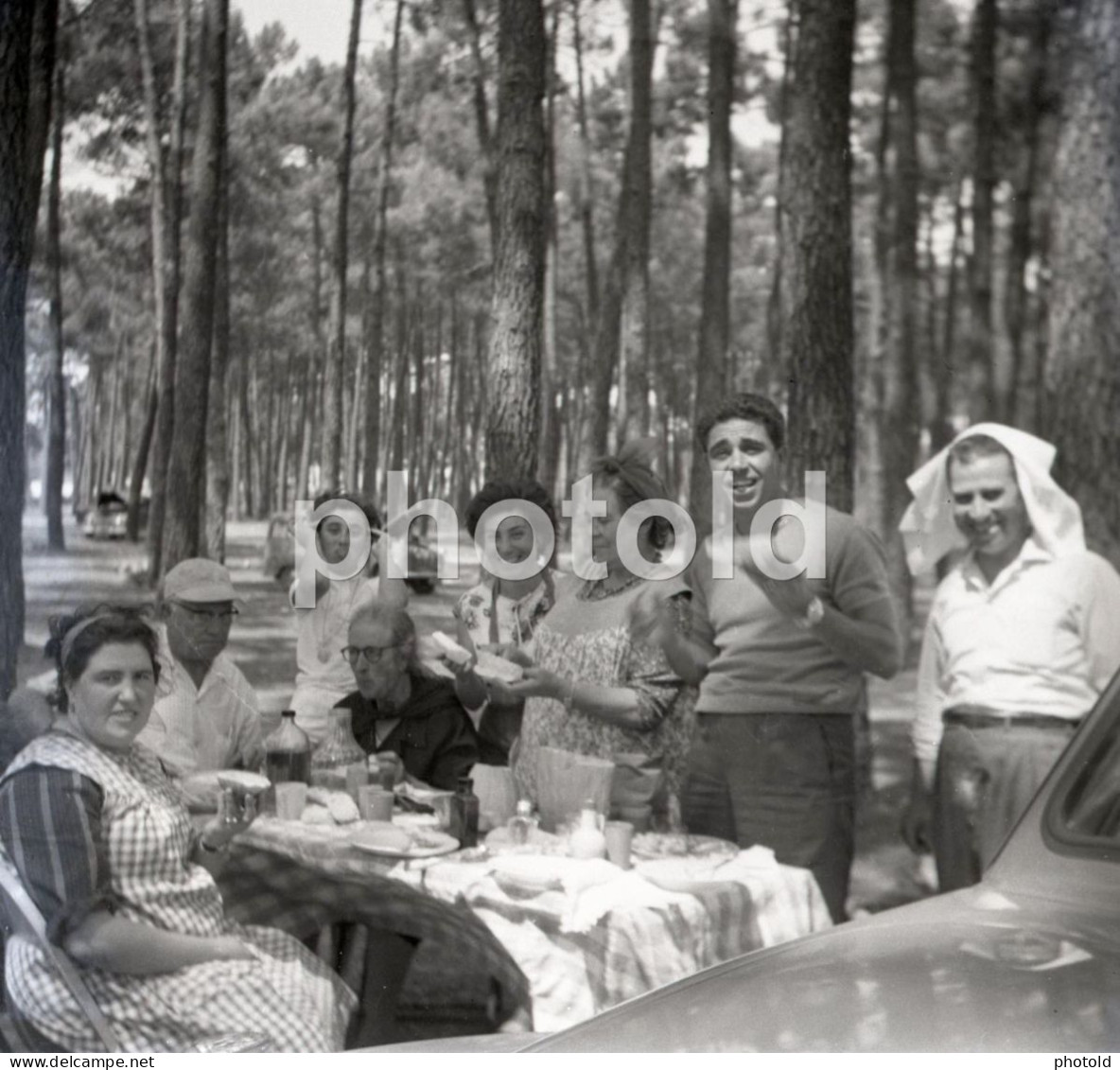 20 NEGATIVES SET 1960s WOMAN FEMME PICNIC BABY PORTUGAL AMATEUR 60mm NEGATIVE NOT PHOTO FOTO