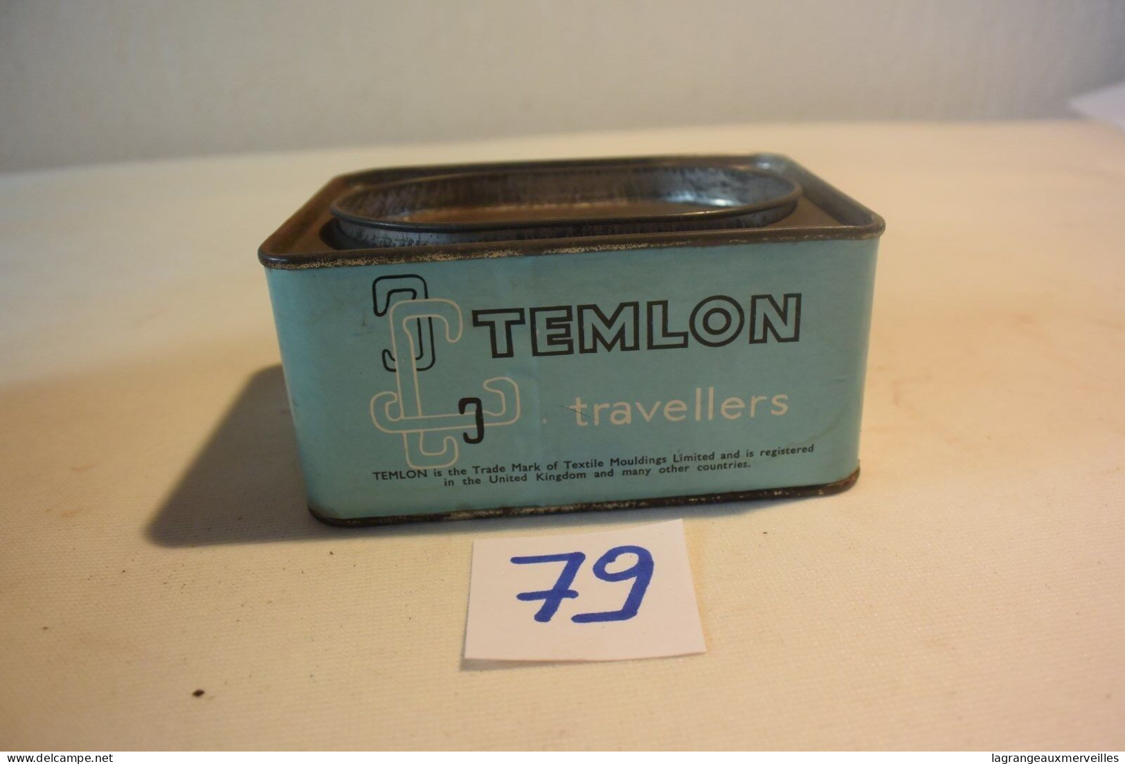 C79 Ancienne Boite En Métal Publicitaire England Temlon 2 - Boxes