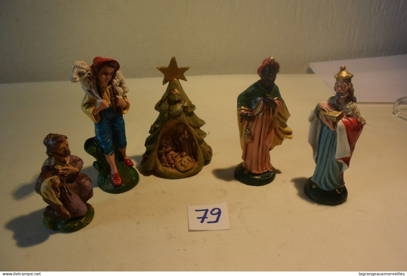 C79 5 Sujets De Crèche Old Christmas - Weihnachtskrippen