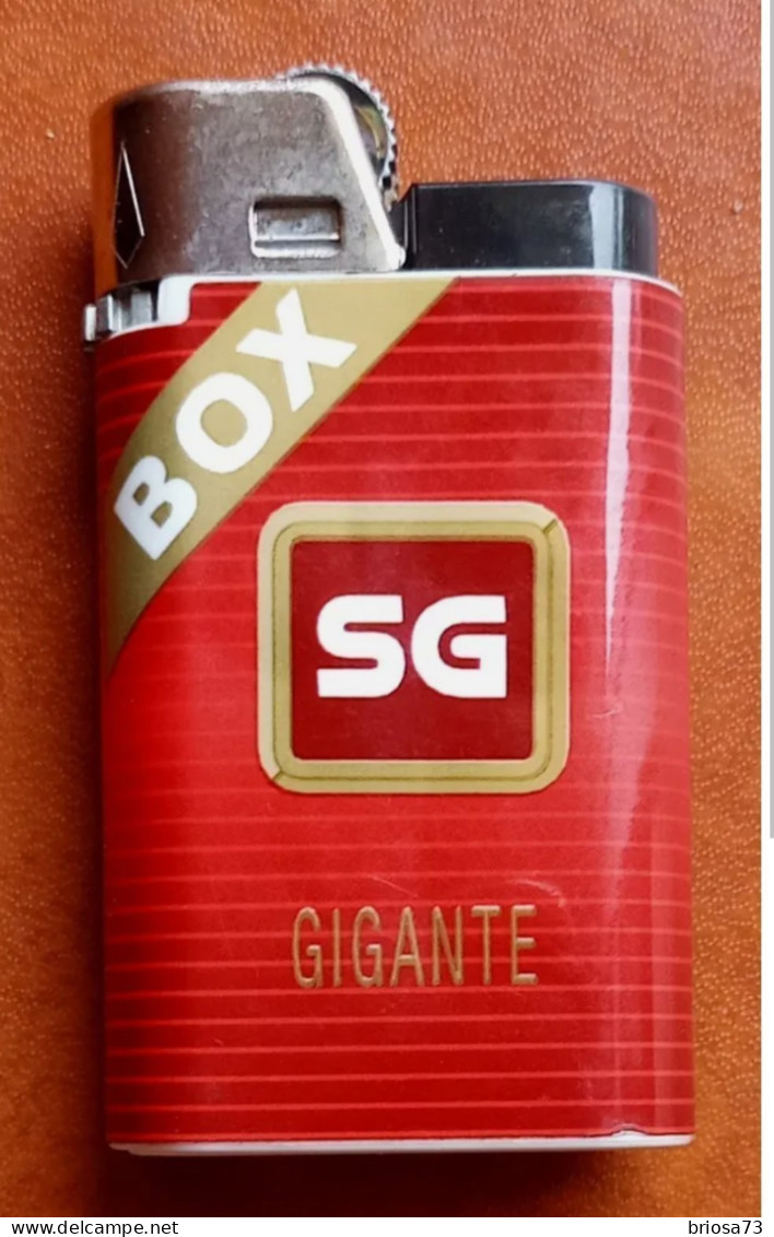 Plus Léger Avec De La Publicité,le Tabac SG Gigante - Autres & Non Classés