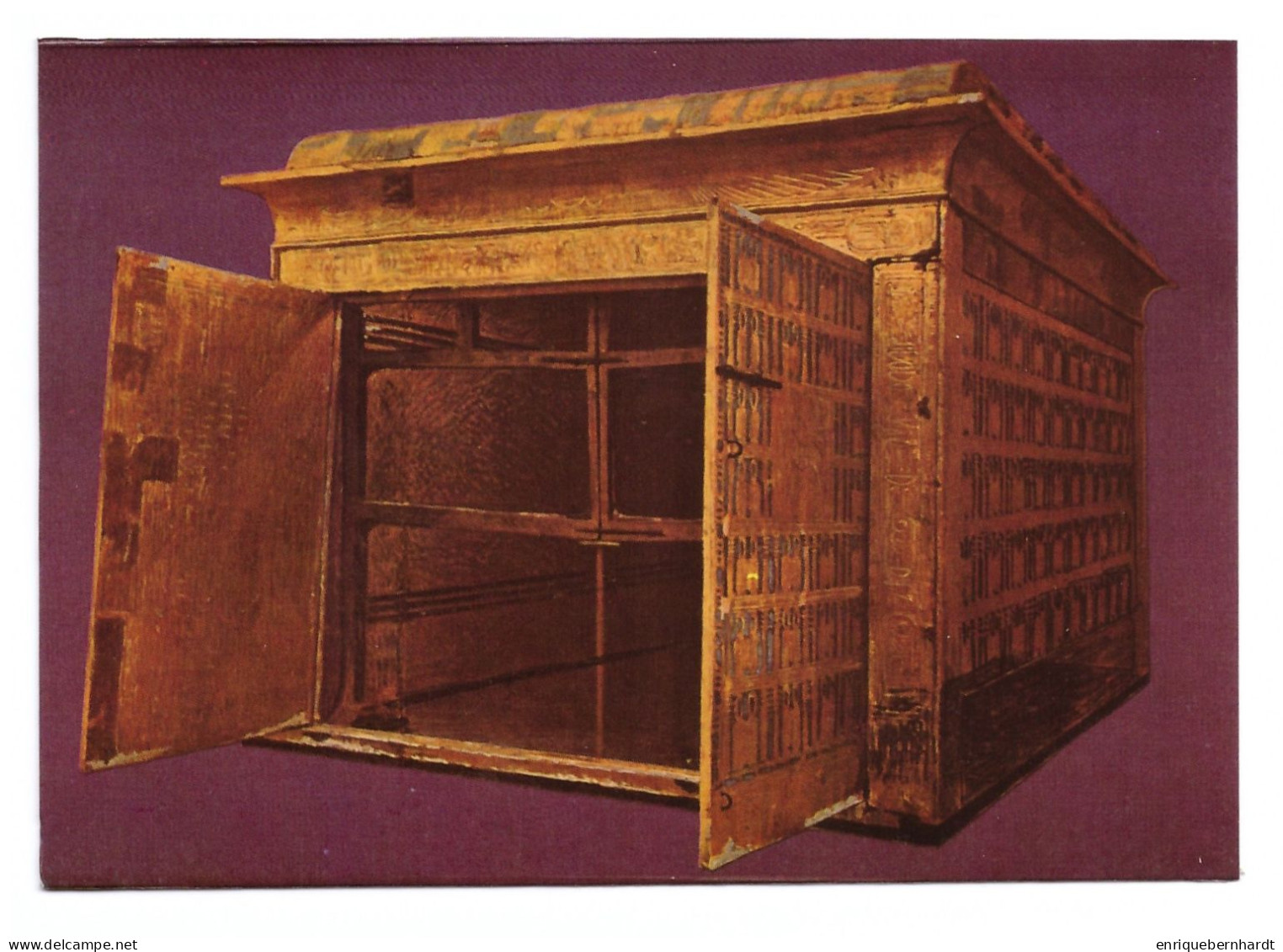 EGYPT // TUTANKHAMEN'S TREASURES - THE FIRST GREAT SHRINE OF WOOD COVERED WITH GILT STUCCO - Museums