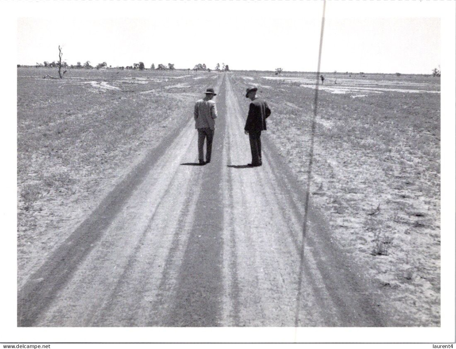 10-3-2024 (2 Y 36) Australia - QLD- B/w - Mitchell Highway  (1947) - Autres & Non Classés