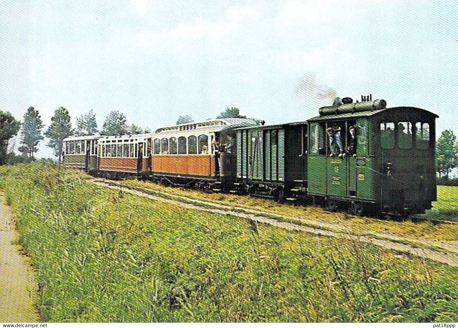 MONDE  Lot de 17 cartes - TRAINS (4 CPSM PF13 CPSM GF)  - Train zug trenes bahn trein treni trenes