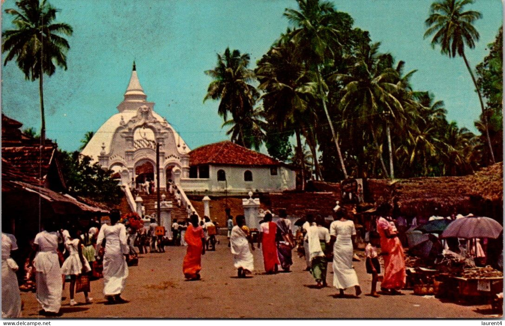 10-3-2024 (2 Y 39) Ceylon Now Called Sri Lanka  (posted To Australia 1957) Buddhist Temple In Kelaniya - Buddismo