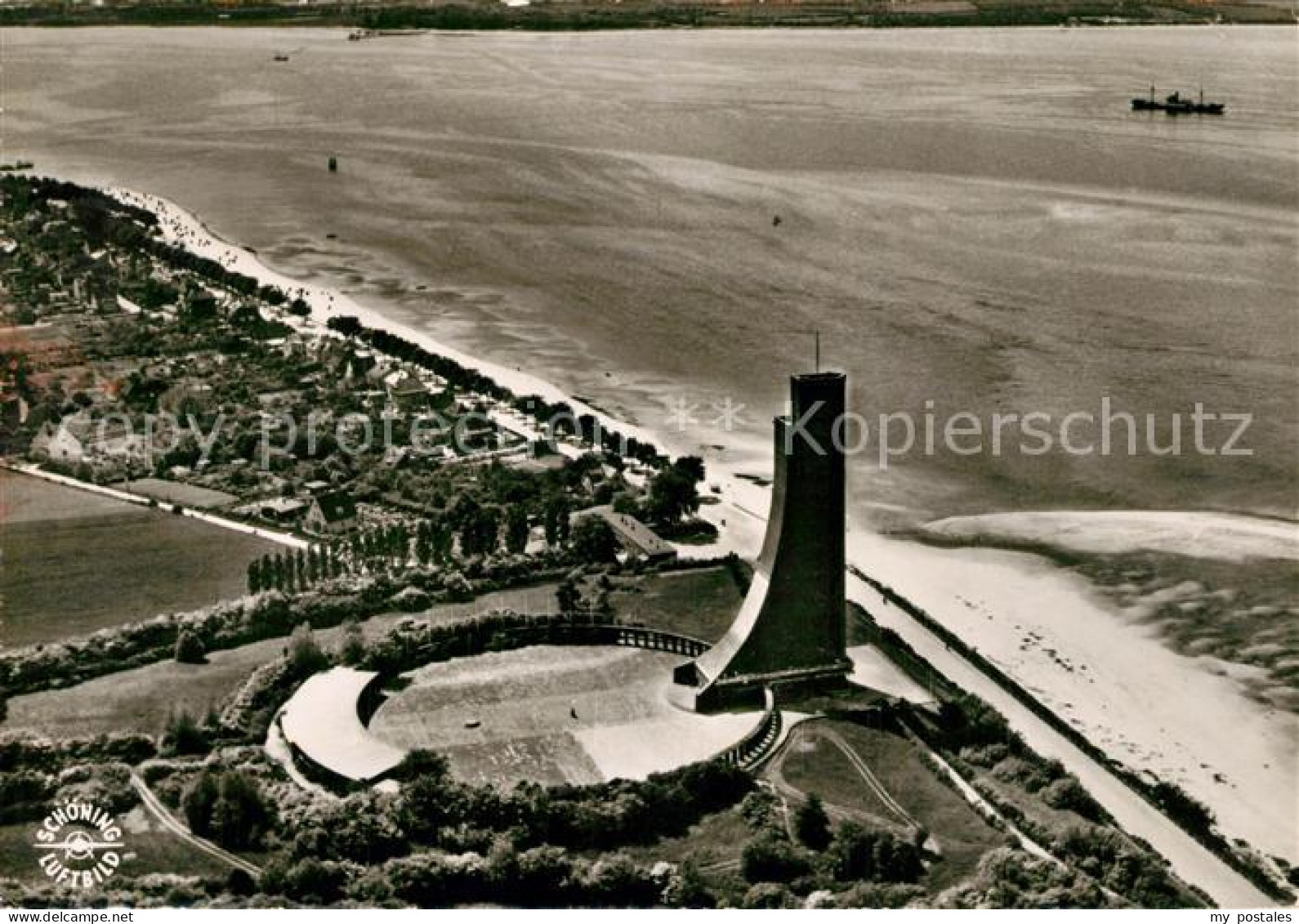 73335633 Laboe Marine Ehrenmal Fliegeraufnahme Laboe - Laboe