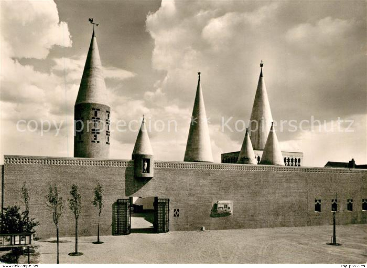 73335415 Schildgen Katholische Pfarrkirche Herz Jesu Schildgen - Bergisch Gladbach