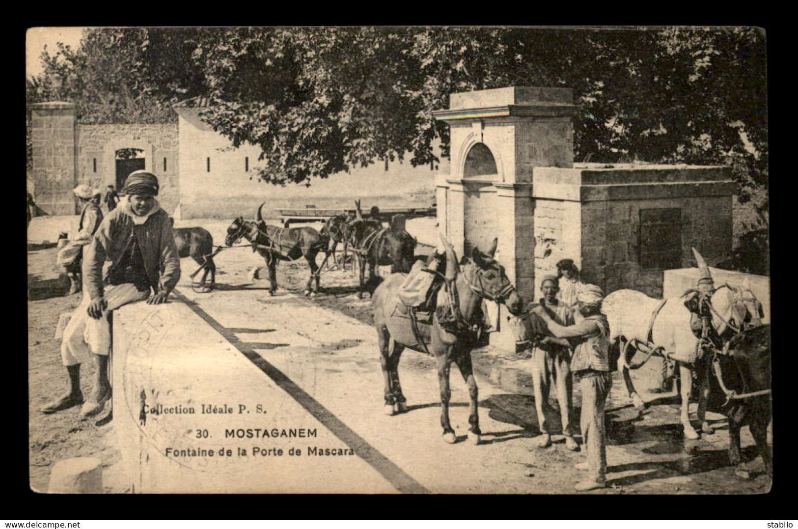 ALGERIE - MOSTAGANEM - FONTAINE DE LA PORTE DE MASCARA - Mostaganem