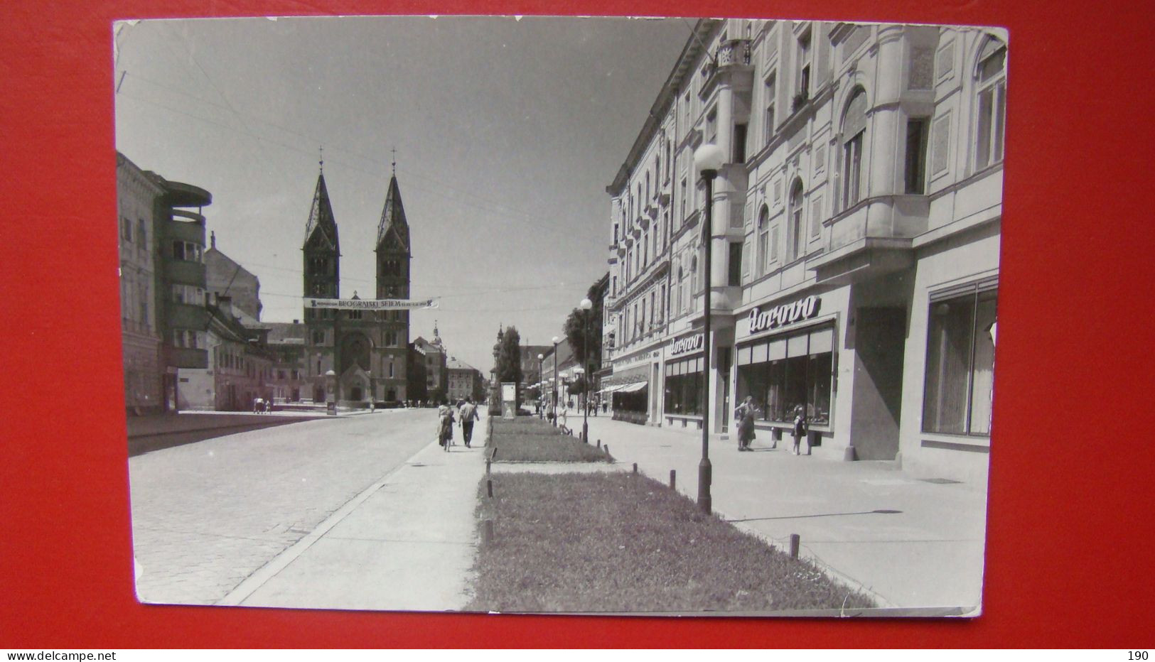 Maribor-Partizanska Cesta.Borovo Shop - Slovénie