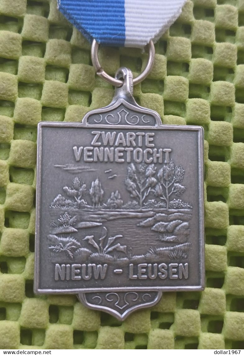 Medaille - Zwarte Vennetocht , Nieuw - Leusen / Nieuwleusen . -  Original Foto  !!  Medallion  Dutch - Autres & Non Classés